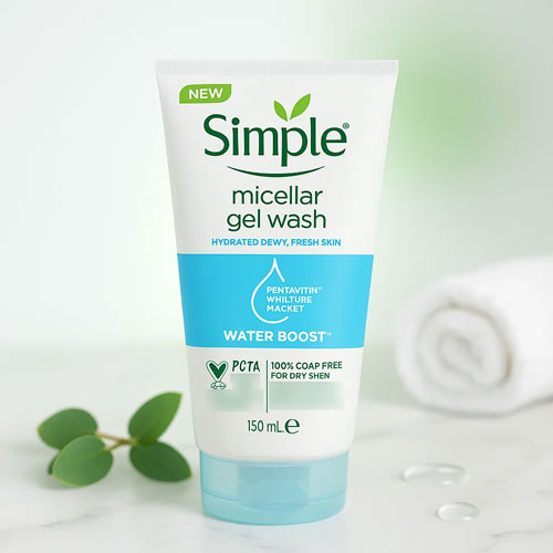 ژل شوینده و پاک‌کننده آرایش واتر بوست سیمپل در پک درمانی ضد چروک پوست خشک و نرمال 