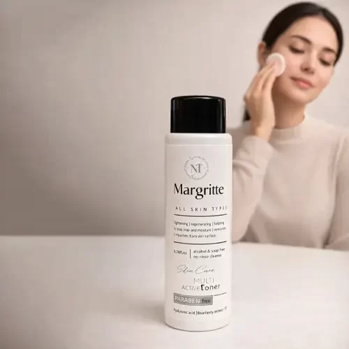 تونر مولتی اکتیو روشن کننده مارگریت مناسب انواع پوست در حال استفاده برای پاکسازی پوست صورت